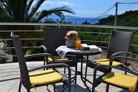 Sunčana Sara Bed and Breakfast in Tučepi