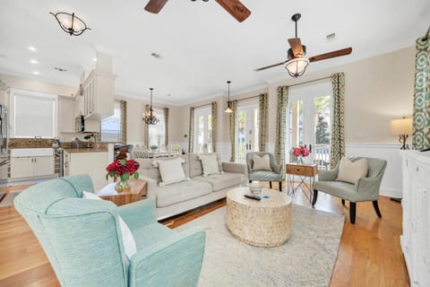 Daze Gone Bye House in Rosemary Beach