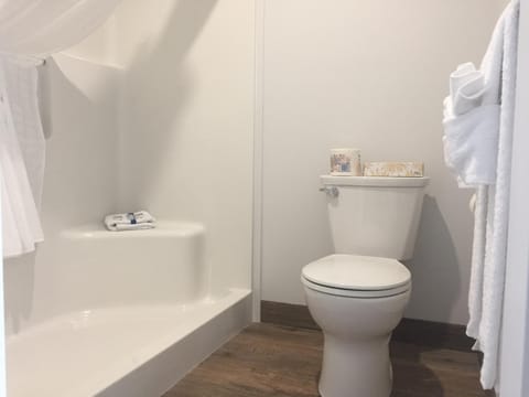 Humpback Inn Motel in Vancouver Island