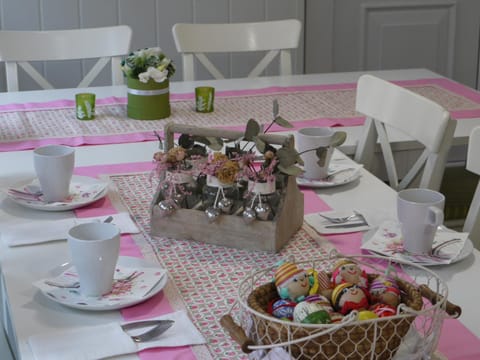 Food and drinks, Banquet/Function facilities, Food, Breakfast, Drinks