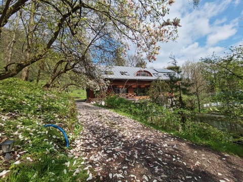 Ekosamotnia Bed and Breakfast in Krakow