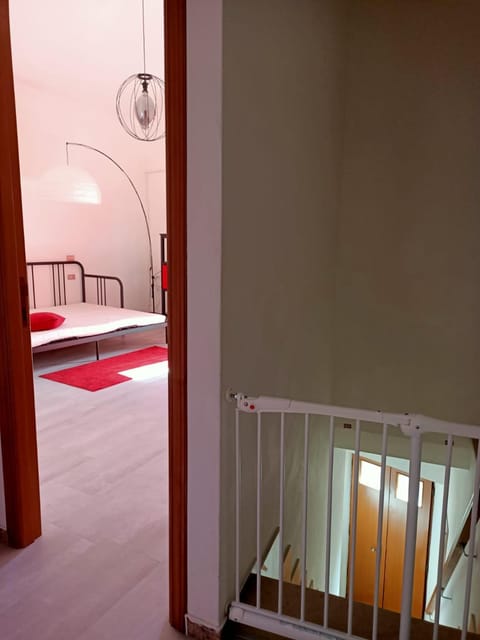 Bed, Photo of the whole room, Bedroom, cot