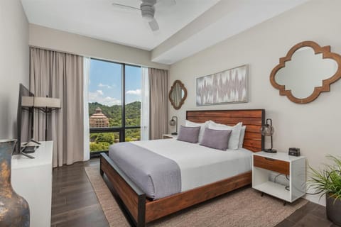 Bed, Natural landscape, Photo of the whole room, Bedroom, Mountain view