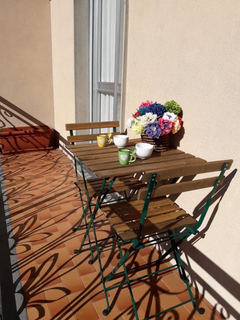 Property building, Balcony/Terrace