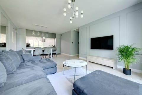 TV and multimedia, Seating area