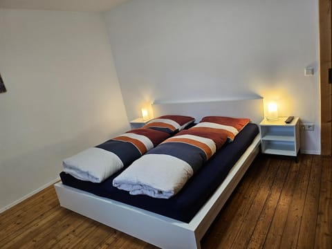 Bed, Bedroom