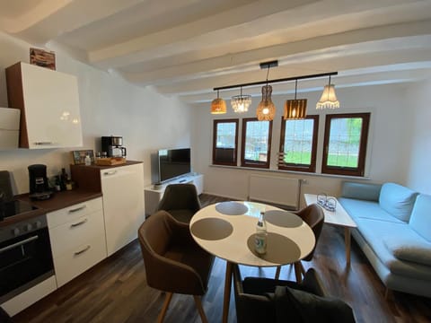 Schöne Ferienwohnung Burgruine Fachwerkhaus Apartment in Rhein-Hunsrück-Kreis