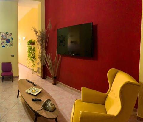 TV and multimedia, Living room, Seating area