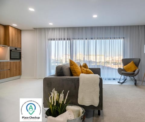 Kitchen or kitchenette, Living room, Seating area