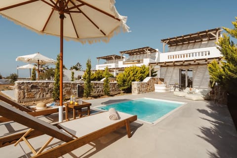 Property building, Patio, Day, Natural landscape, View (from property/room), Balcony/Terrace, Pool view, Swimming pool, Swimming pool, sunbed