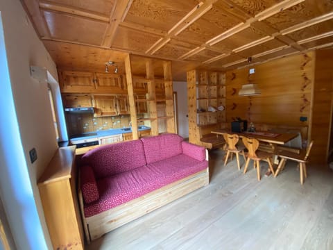 Casa Doleda Apartment in Alba