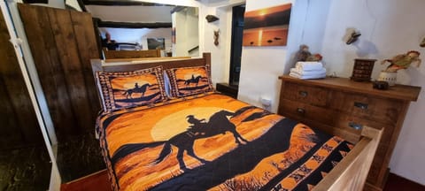 The Big "W" Ranch House House in Copeland District