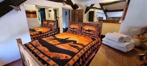 The Big "W" Ranch House House in Copeland District