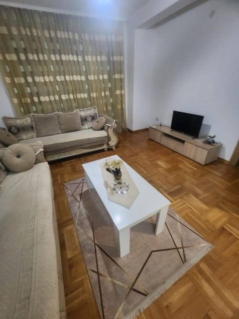 Vaikiki Apartman LM Apartment in Serbia