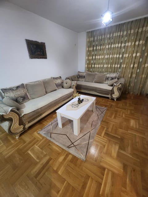 Vaikiki Apartman LM Apartment in Serbia