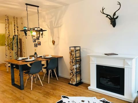 Dining area, flat iron