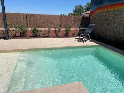 Pool view, Swimming pool, sunbed
