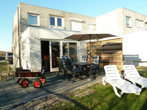 Property building, Balcony/Terrace