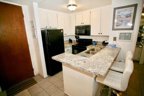 F111 - Morley's Beach Haven House in Oceanside