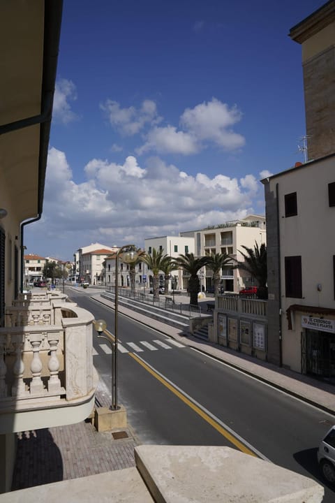 Neighbourhood, City view, Street view