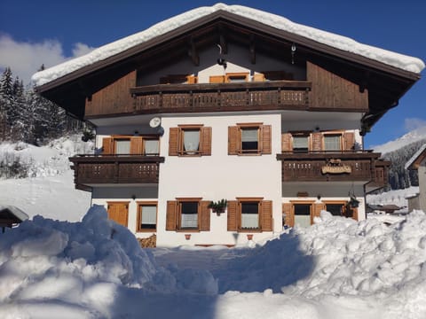 Property building, Winter