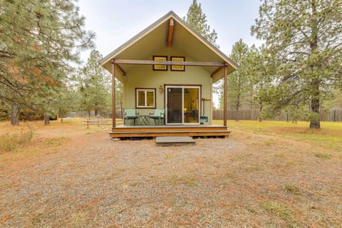 Kalispell Cabin 28 Miles to Glacier National Park! Cabin in Idaho