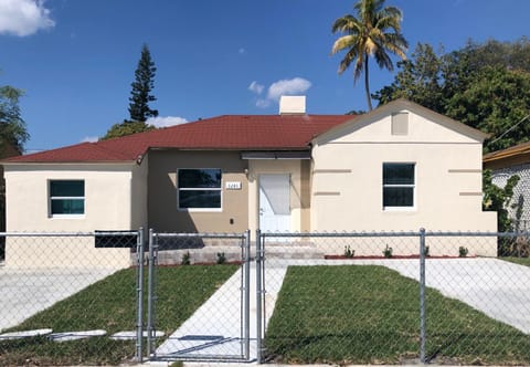 Your House in Miami House in Miami