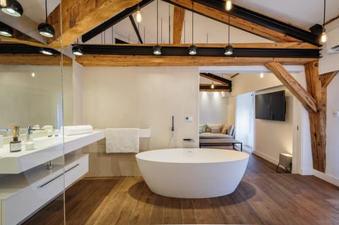 MOHOM - Berges du Rhône Apartment in Lyon