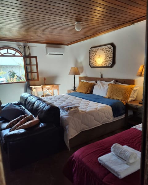 POUSADA CHARLOTTE Bed and Breakfast in Tiradentes