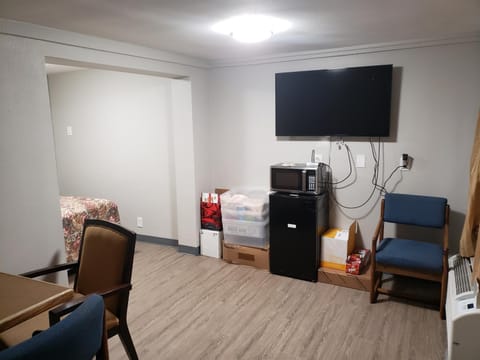 Parkrose Inn and Suites Motel in Parkrose