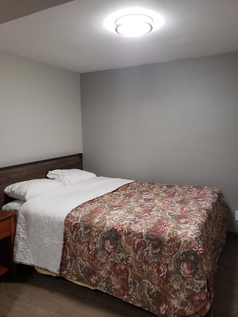 Parkrose Inn and Suites Motel in Parkrose