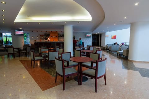 Lobby or reception, Lounge or bar