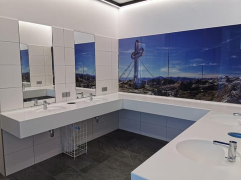 Bathroom, Area and facilities