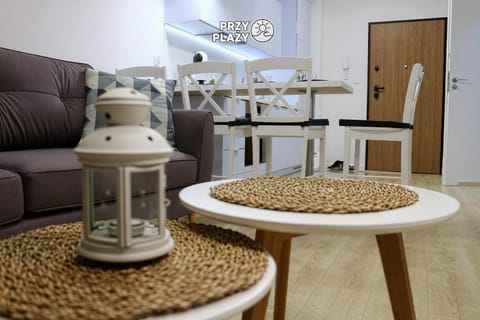 Kitchen or kitchenette, Living room, Other, Decorative detail, Seating area, Dining area