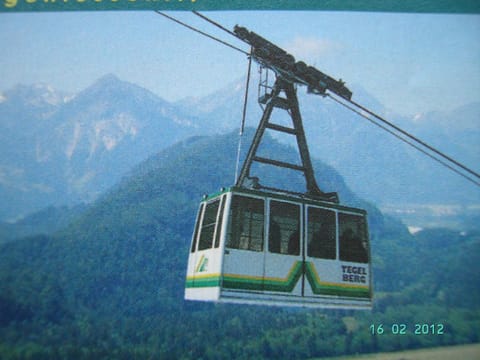 Fishing, Golfcourse, Horse-riding, Minigolf, Ski School, Skiing, Squash, Table tennis, Tennis court, Windsurfing, Canoeing, Hiking, Cycling, Diving