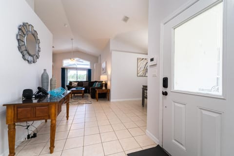 16150EGRET- Sun Chaser (S) House in Four Corners