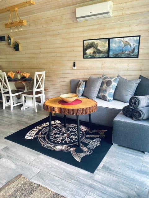 Living room, Seating area, Dining area, air conditioner