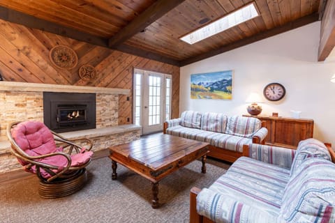 Meadow Creek Townhome by Vail Realty Apartment in Vail