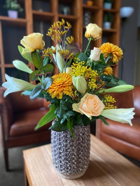 Property building, Lobby or reception, Seating area