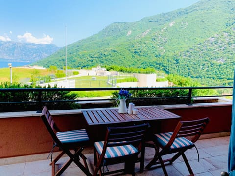 Patio, Spring, Day, Natural landscape, View (from property/room), Balcony/Terrace, Living room, Dining area, Mountain view