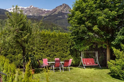 Spring, Day, Natural landscape, Garden, Garden view, Mountain view, sunbed