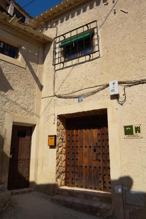 Property building, Facade/entrance, Property logo or sign