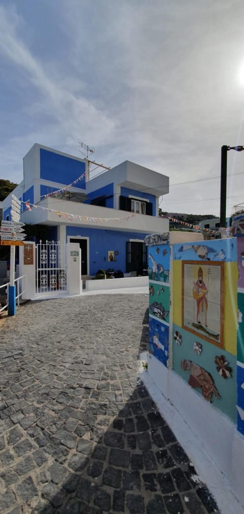 Property building, Street view