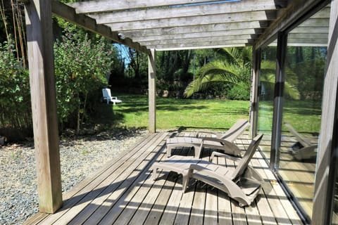 Belle maison bretonne 3 étoiles avec WIFI, entièrement rénovée à 800m mer à Trégastel - Réf 497 Villa in Trégastel