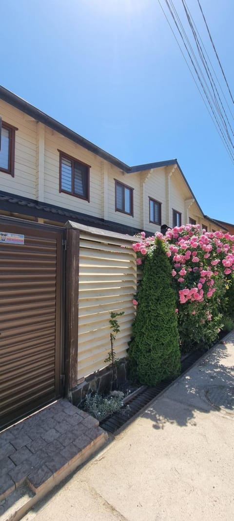 Property building, Spring, Day