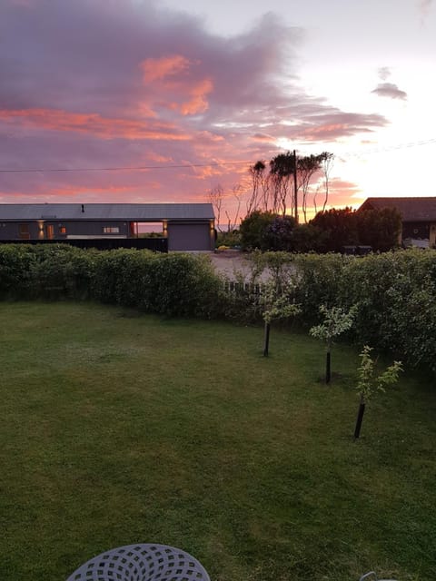 Garden, Sunset
