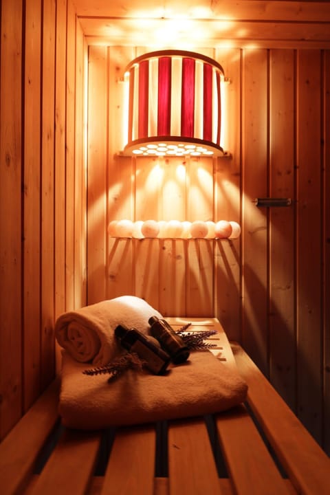 Sauna, Spa and wellness centre/facilities