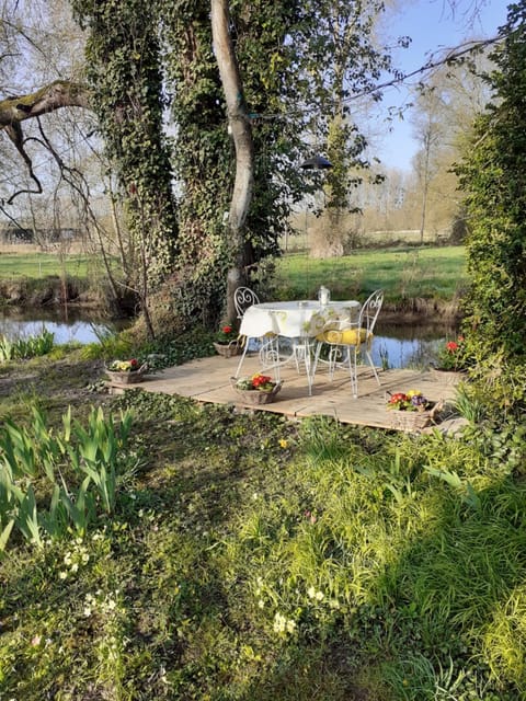 gîte " jardin peyrona" visite zoo beauval et châteaux de Loire Apartment in Loches