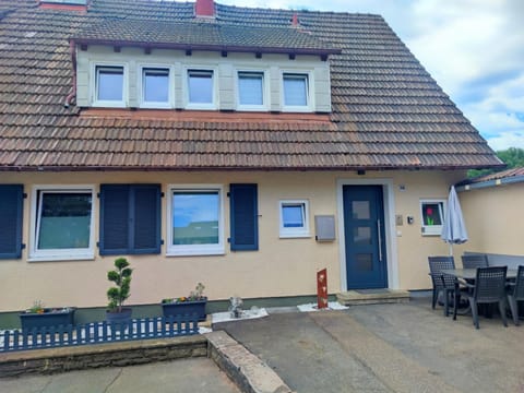 Property building, Seating area