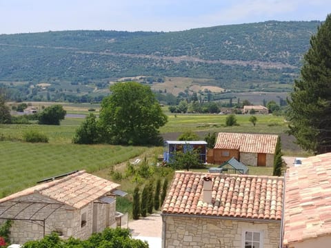 Le Mas des Lavandes Bed and Breakfast in Sault